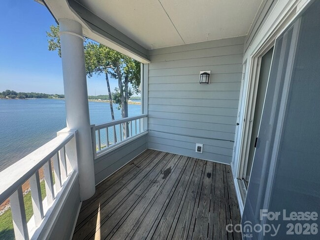 Photo - 363 Northwest Dr