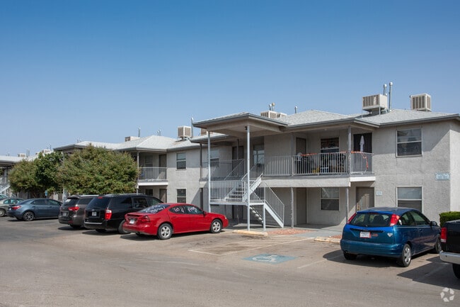 Western Yarbrough Apartments - Western Yarbrough Apartments