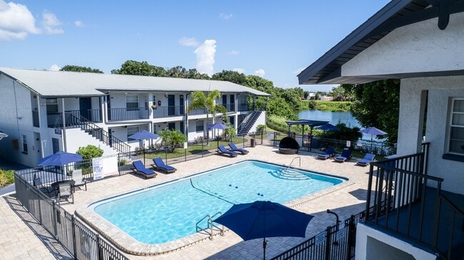 Building Photo - Waterside Village Rental