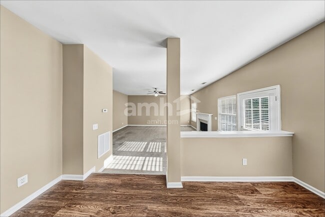 Photo - 4975 Hopewell Manor Dr