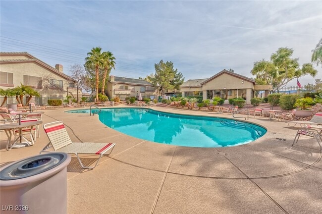 Building Photo - 5710 E Tropicana Ave Unit 1010