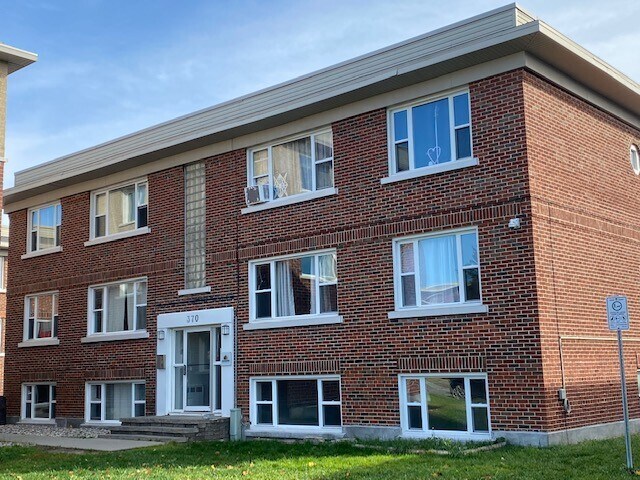 340–376 Tillbury Avenue - 340–376 Tillbury Avenue