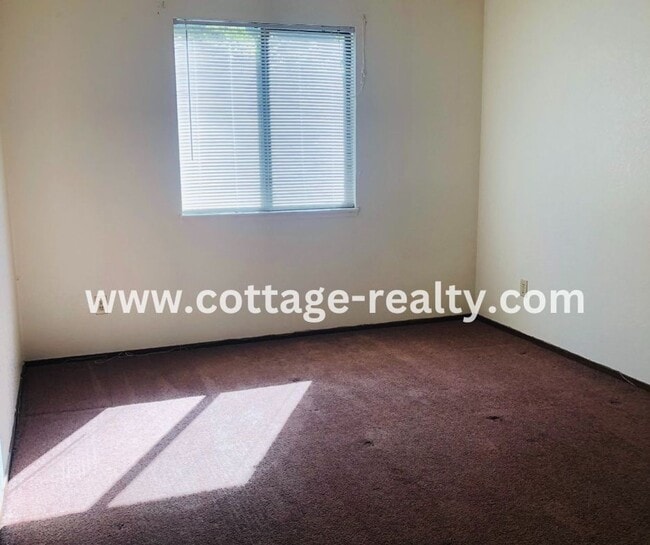 Photo - 1431 Larissa Cir Unit A