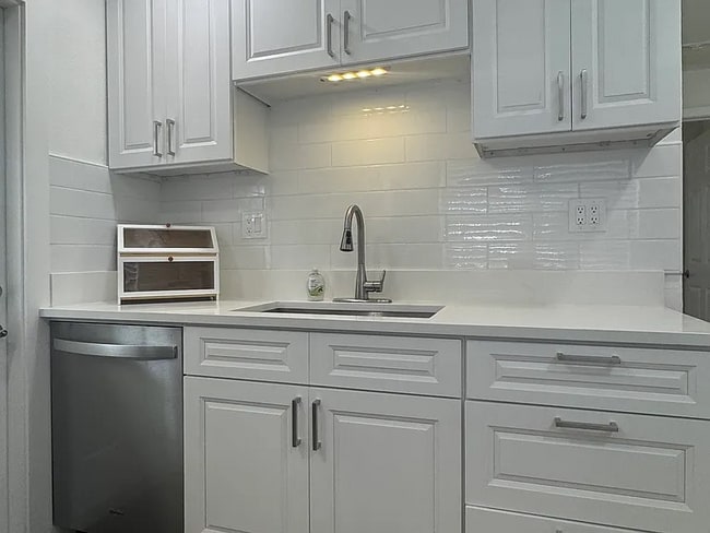 Photo - 6704 S Faul St