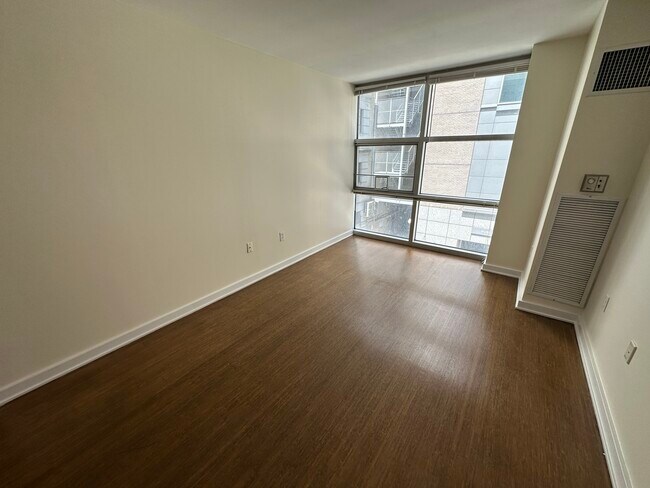 Photo - 32 Boylston St