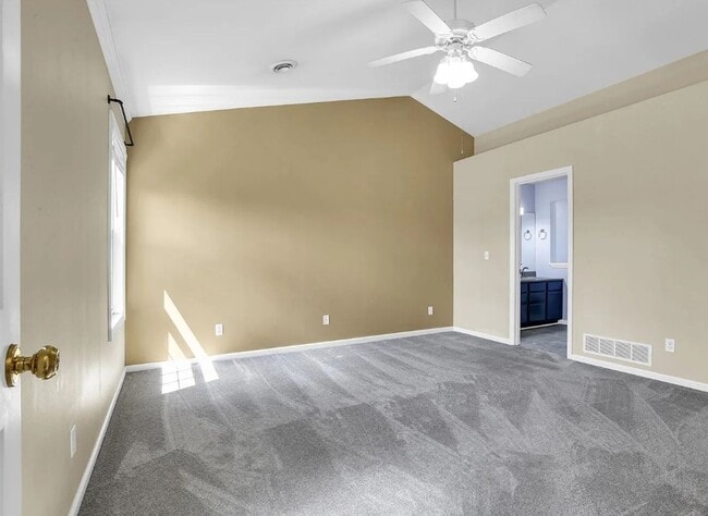 Photo - 709 Indigo Dr
