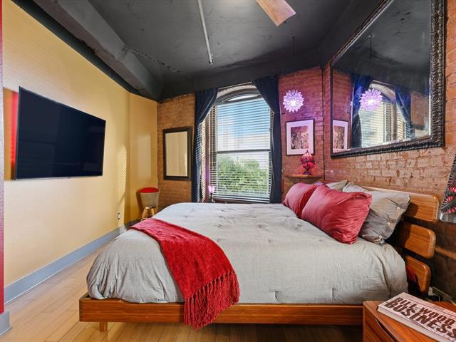 Photo - 910 Houston St Condo Unit 305