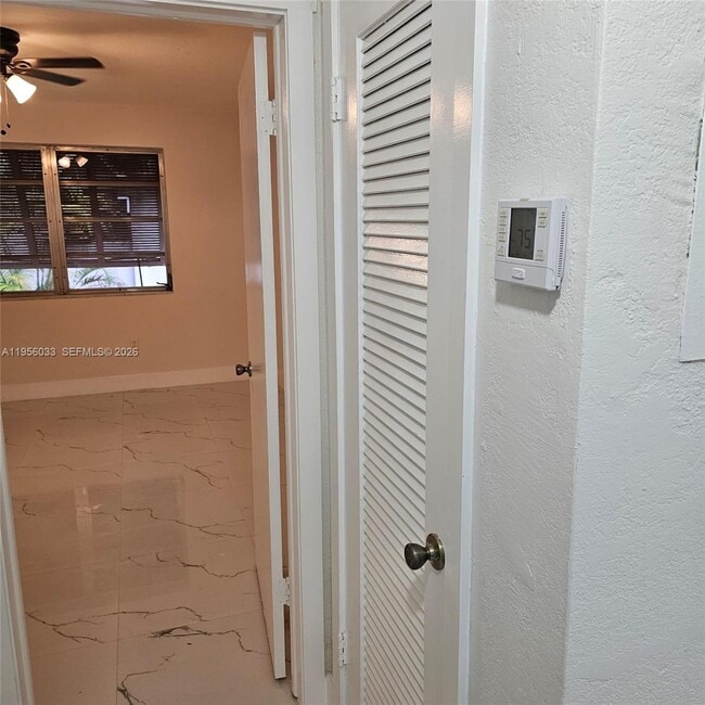 Photo - 9402 SW 77th Ave Unit L8