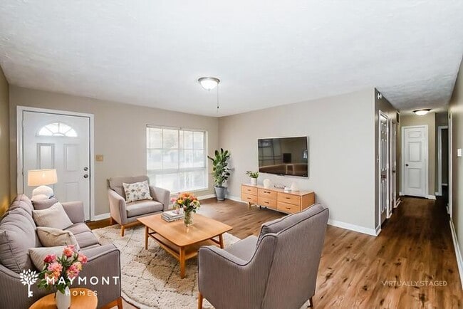 Photo - 44 Hyde Park Row