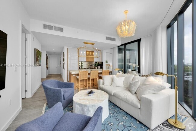 Building Photo - 2831 S Bayshore Dr Unit 1005 Rental