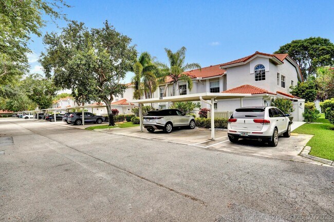 7669 Springwater Pl Unit 202