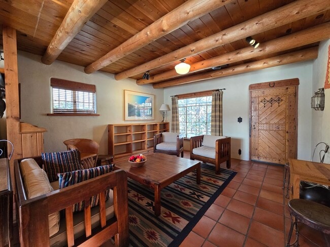 Photo - 1489 Bishops Lodge Rd