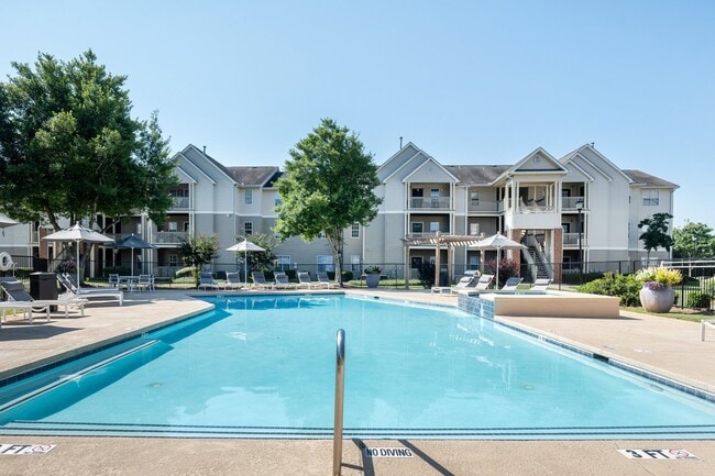 Galleria Park Apartments