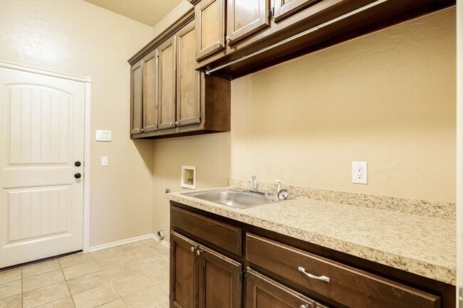 Photo - 917 N Barn Hill Way