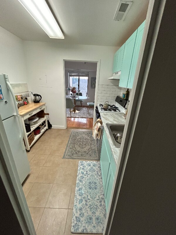 Photo - 2500 S Manchester St