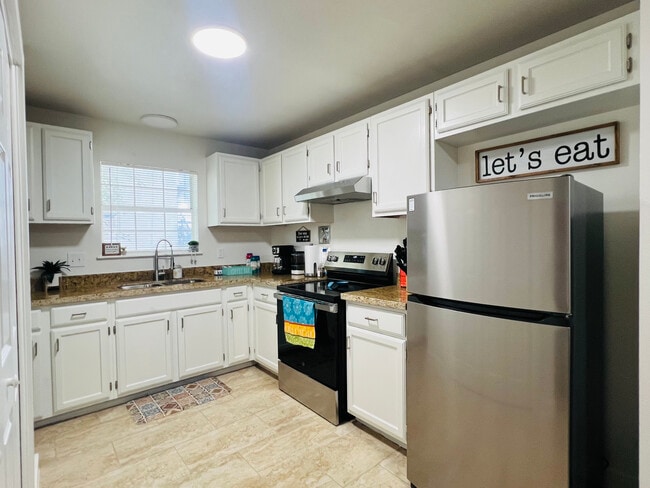 2 Bed Kitchen 01