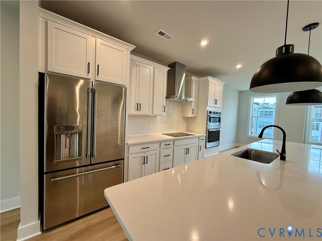 Photo - 527 Munson Woods Walk