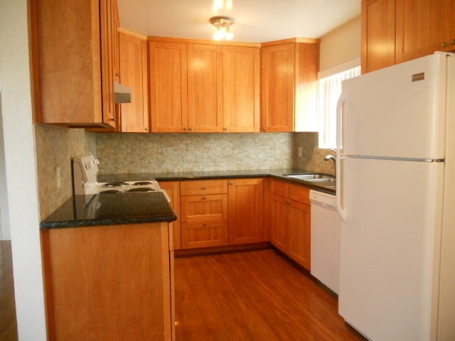 1688 De Rose Way Unit 4
