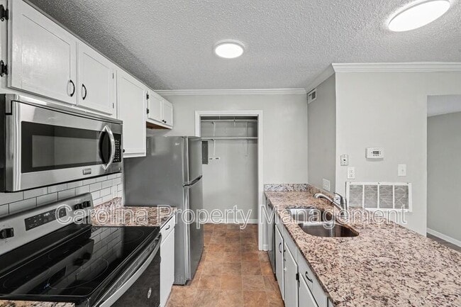 Photo - 10971 Harrowfield Rd