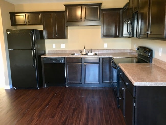 Photo - 1723 Thistlewood Dr