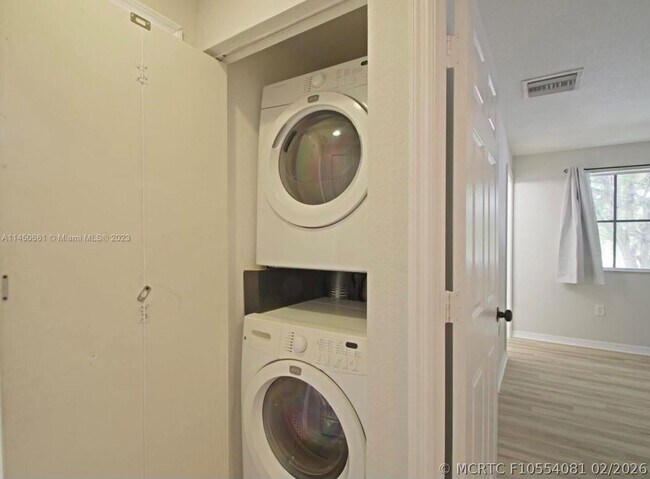 Photo - 6030 SW 19th Pl