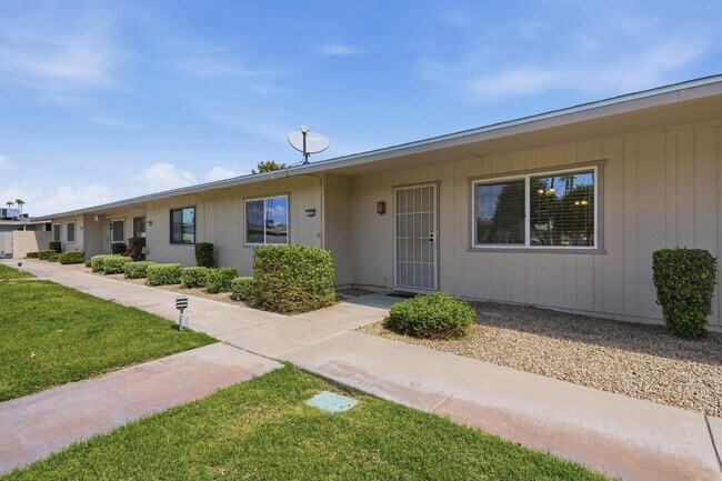 Photo - 10922 W Santa Fe Dr