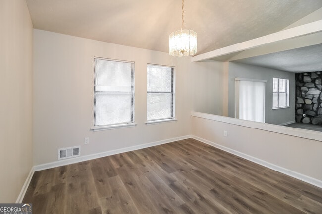 Photo - 6717 Knollwood Cir