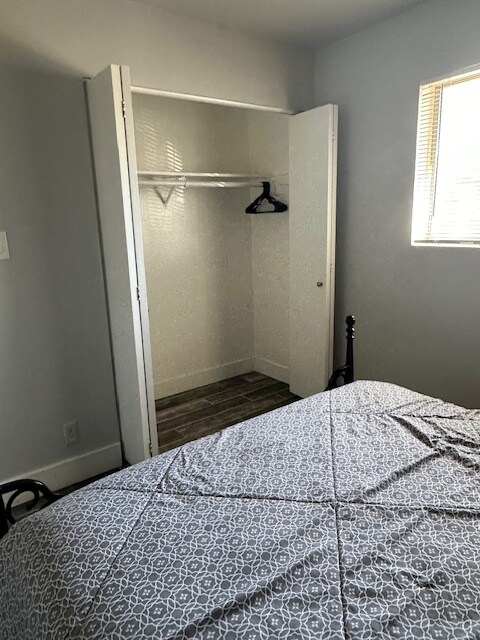 Photo - 8026 E Oak St