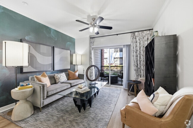 A1 1BR, 1BA - 693SF - Living Room