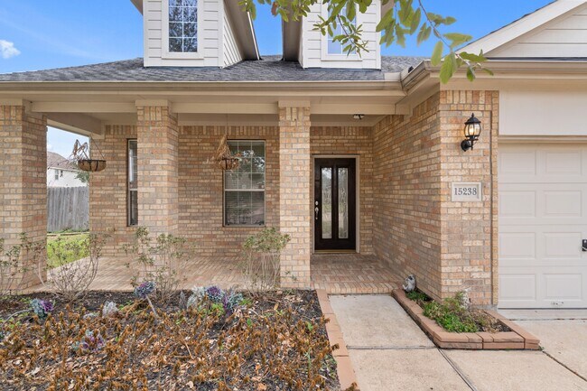 15238 Olmstead Park Dr