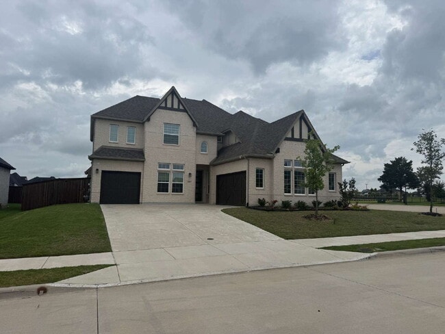 Photo - 1927 Pebble Ln