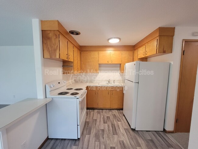 Photo - 1618 W 7th Pl Unit A