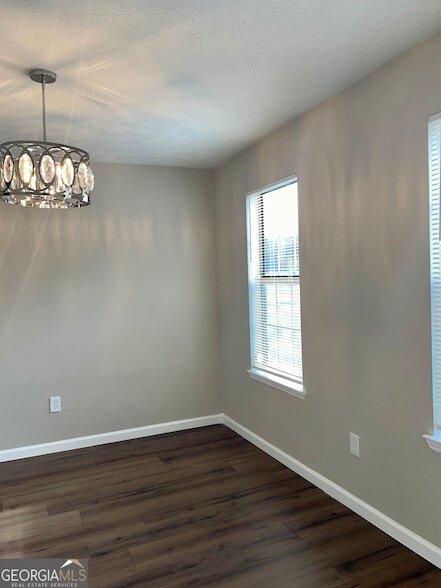 Photo - 5882 Sheldon Ct