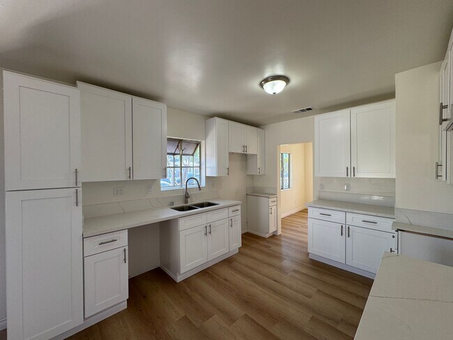 Photo - Single Family 3bd 2ba + Office Space