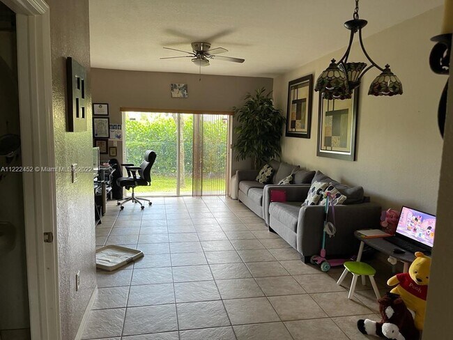 Photo - 4979 SW 140th Ter