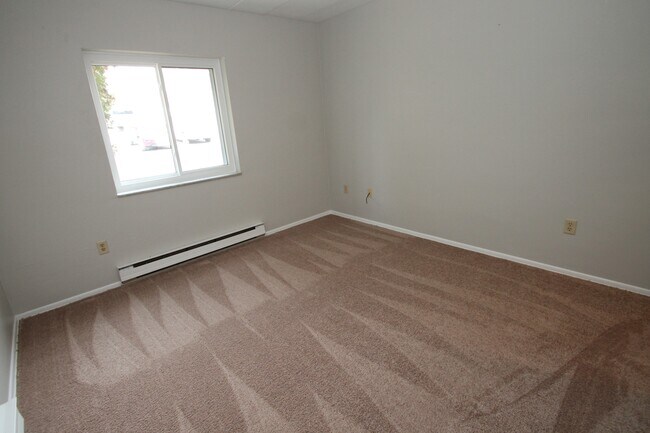 Photo - Lynwood
