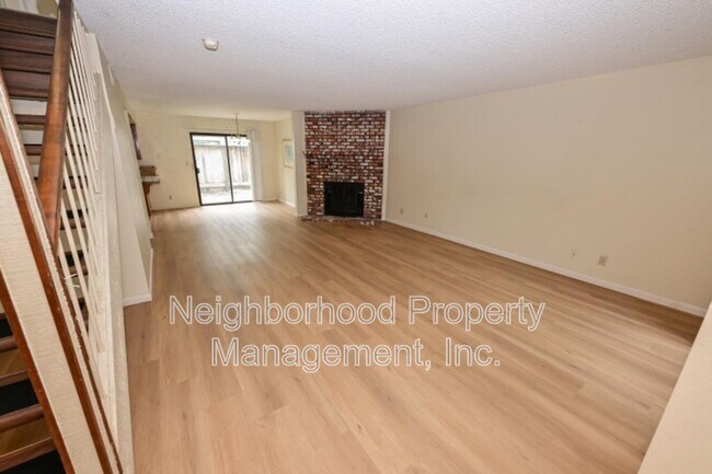 Photo - 4718 E Alamos Ave Unit 105