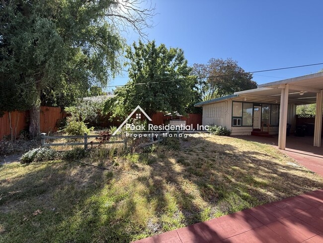Photo - 4301 Cottage Way