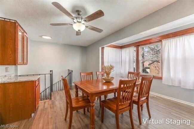Photo - 85 Maple Dr