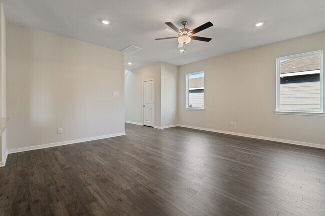 Photo - 15802 Berry Hl Dr