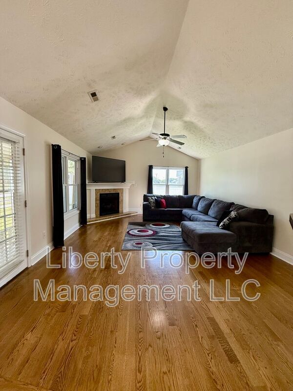 Photo - 6205 Yorkie Ct