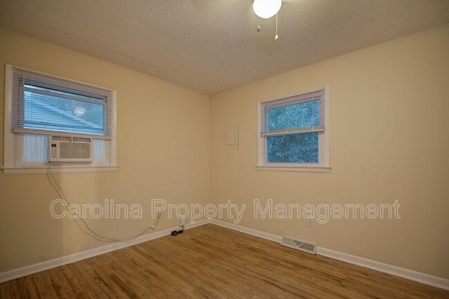 Photo - 421 E McLelland Ave