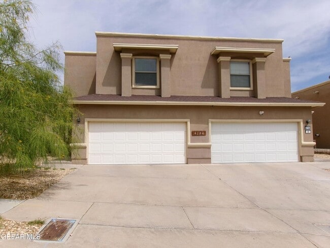 Building Photo - 4704 Pistolero Ln Unit A
