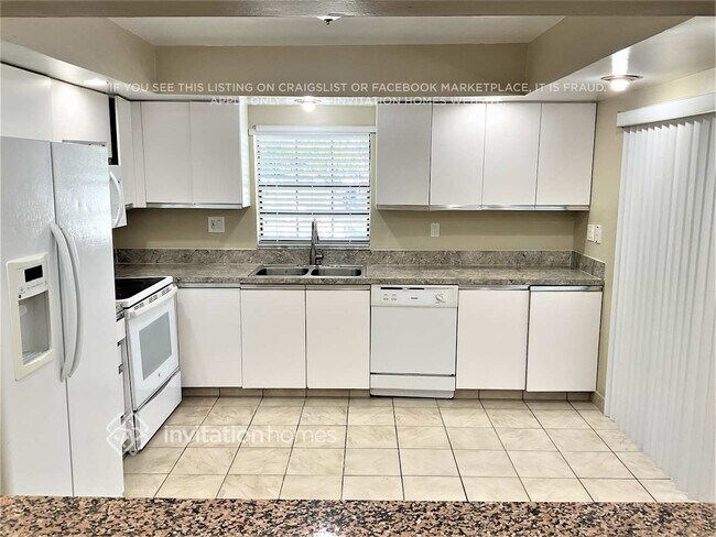 Photo - 2703 SW 5th St Casa