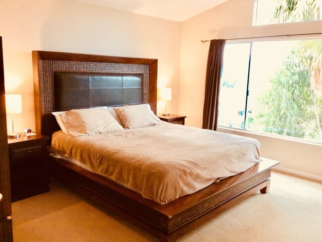 Photo - 601 Aliento Ct