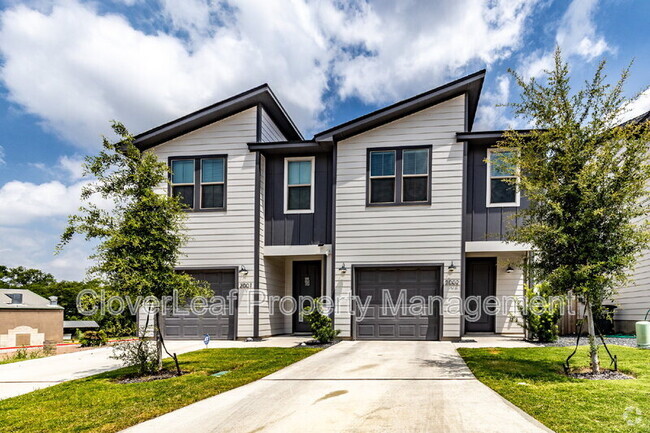 Building Photo - 3362 Northwestern Dr Rental