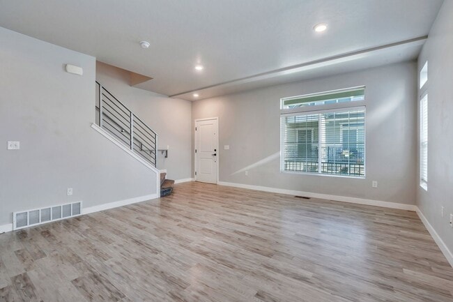 Photo - Charming 3-Bedroom Townhome in Lehi!