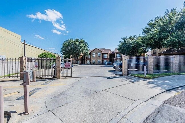 Photo - 1752 Tiara Trail Unit 1003-J