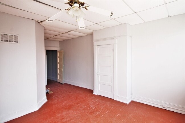 Photo - 117 W 29th St Unit #2R