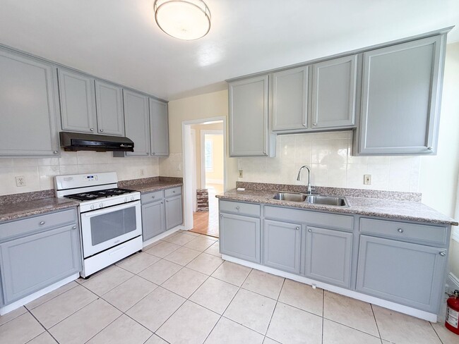 Photo - 2308-2310 26th Ave. Unit 2308 B